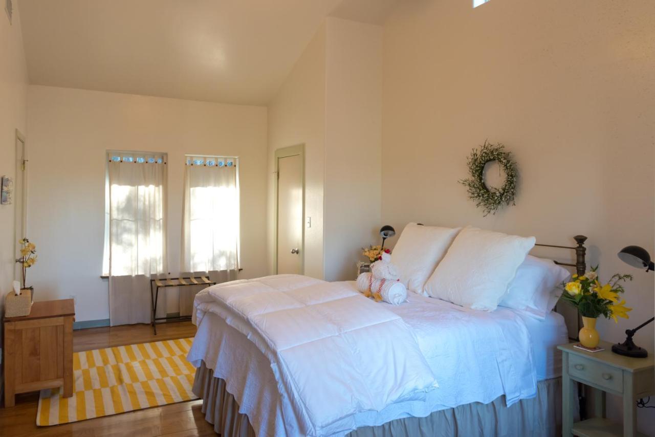 The Rivery Retreat, Choose From Luxury Guesthouse Cabin Or Suite In Lake Austin Hill Country Exterior photo