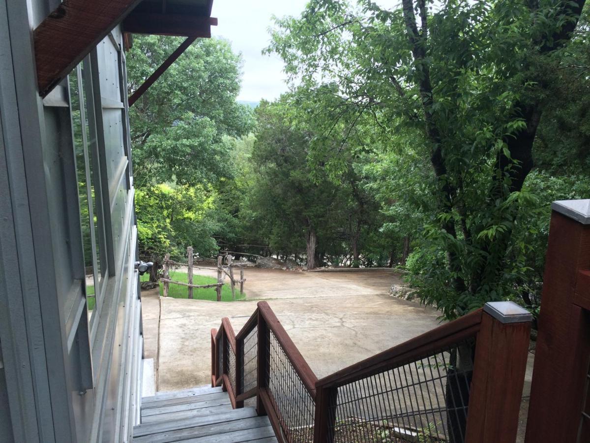 The Rivery Retreat, Choose From Luxury Guesthouse Cabin Or Suite In Lake Austin Hill Country Exterior photo